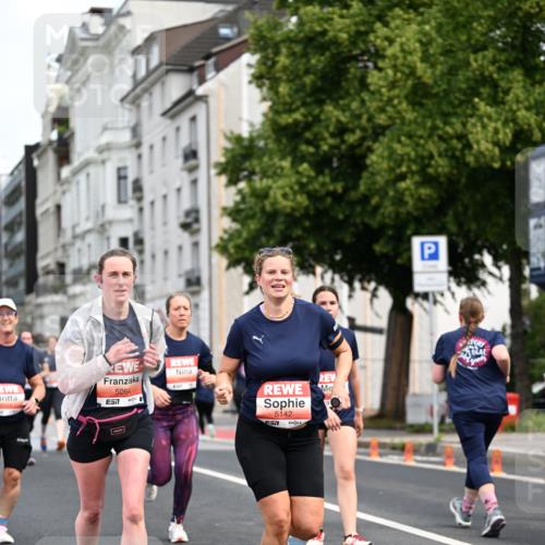 14.06.2026 - REWE Women's Run Dr. Thomas Lammeyer http://msf.ph/oto/9780470 14.06.2026 10:49:09 Laufen 104, 5094, 7, 5142, 557 meine-sportfotos.de