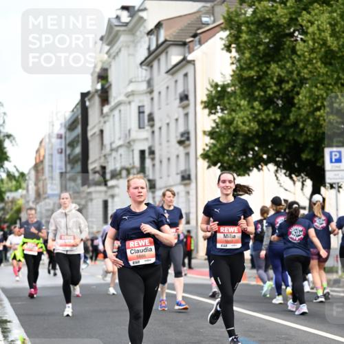 14.06.2026 - REWE Women's Run Dr. Thomas Lammeyer http://msf.ph/oto/9780519 14.06.2026 10:49:13 Laufen 5886, 57, 5553 meine-sportfotos.de