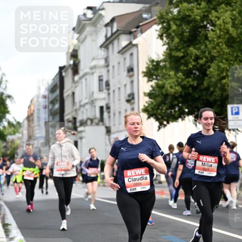 14.06.2026 - REWE Women's Run Dr. Thomas Lammeyer http://msf.ph/oto/9780529 14.06.2026 10:49:13 Laufen 5886, 7, 5553, 57 meine-sportfotos.de