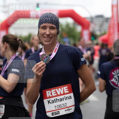 14.06.2026 - REWE Women's Run Michael Strokosch http://msf.ph/oto/9780567 14.06.2026 10:01:29 Laufen 10632, 7 meine-sportfotos.de