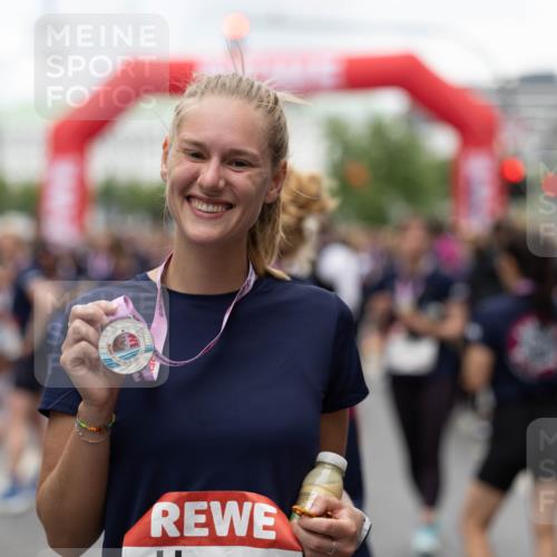 14.06.2026 - REWE Women's Run Michael Strokosch http://msf.ph/oto/9780570 14.06.2026 10:02:00 Laufen  meine-sportfotos.de