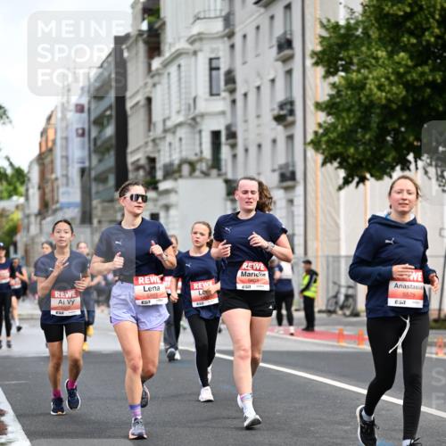 14.06.2026 - REWE Women's Run Dr. Thomas Lammeyer http://msf.ph/oto/9780657 14.06.2026 10:49:22 Laufen 5403, 57, 5603, 7, 5579, 57 meine-sportfotos.de