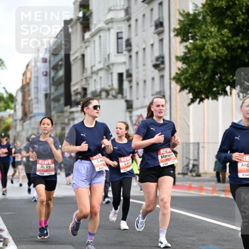 14.06.2026 - REWE Women's Run Dr. Thomas Lammeyer http://msf.ph/oto/9780664 14.06.2026 10:49:23 Laufen 5930, 7, 5603, 5, 7 meine-sportfotos.de