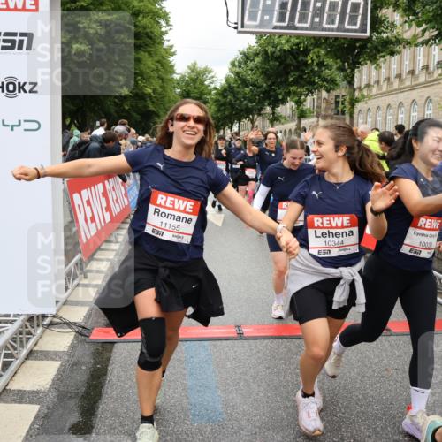 14.06.2026 - REWE Women's Run Strokosch-Dieckow http://msf.ph/oto/9780668 14.06.2026 09:58:34 Ziel 10031, 10033, 10034, 10067, 10092, 10133, 10134, 10341, 10344, 10492, 10590, 10636, 10659, 10661, 10811, 10895, 10934, 11046, 11155, 11307, 11309, 11325, 11332, 11343, 11386, 11477, 11533 meine-sportfotos.de