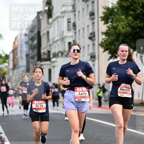 14.06.2026 - REWE Women's Run Dr. Thomas Lammeyer http://msf.ph/oto/9780677 14.06.2026 10:49:24 Laufen 5930, 5403, 7, 5603 meine-sportfotos.de