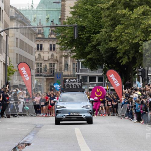 14.06.2026 - REWE Women's Run Michael Strokosch http://msf.ph/oto/9780678 14.06.2026 10:30:32 Laufen 5, 00, 2, 0, 00, 00, 389 meine-sportfotos.de
