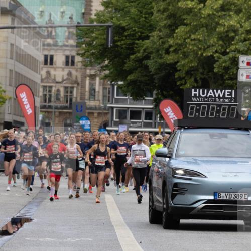 14.06.2026 - REWE Women's Run Michael Strokosch http://msf.ph/oto/9780696 14.06.2026 10:30:40 Laufen 5, 00, 2, 0, 00, 08, 389 meine-sportfotos.de