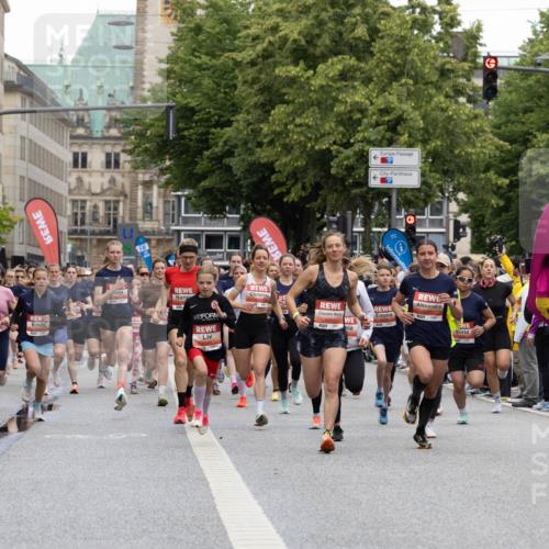 14.06.2026 - REWE Women's Run Michael Strokosch http://msf.ph/oto/9780714 14.06.2026 10:30:44 Laufen  meine-sportfotos.de