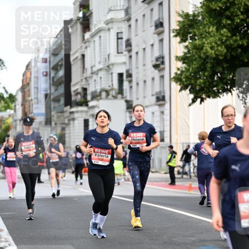 14.06.2026 - REWE Women's Run Dr. Thomas Lammeyer http://msf.ph/oto/9780716 14.06.2026 10:49:27 Laufen 5258, 6020 meine-sportfotos.de