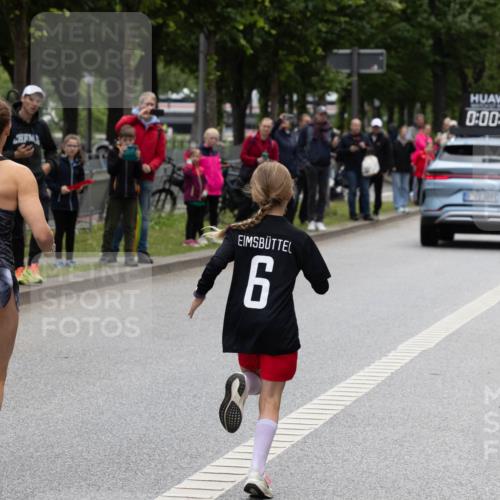 14.06.2026 - REWE Women's Run Michael Strokosch http://msf.ph/oto/9780727 14.06.2026 10:30:52 Laufen 6, 0, 00, 20 meine-sportfotos.de