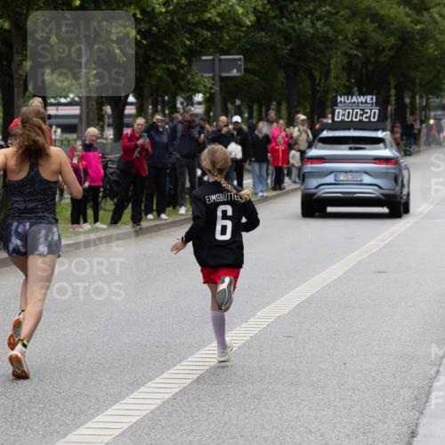 14.06.2026 - REWE Women's Run Michael Strokosch http://msf.ph/oto/9780732 14.06.2026 10:30:53 Laufen 6, 0, 00, 20, 6004 meine-sportfotos.de