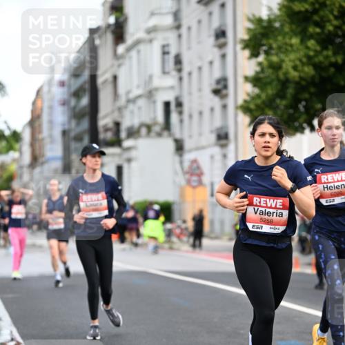 14.06.2026 - REWE Women's Run Dr. Thomas Lammeyer http://msf.ph/oto/9780736 14.06.2026 10:49:28 Laufen 5258, 6020 meine-sportfotos.de