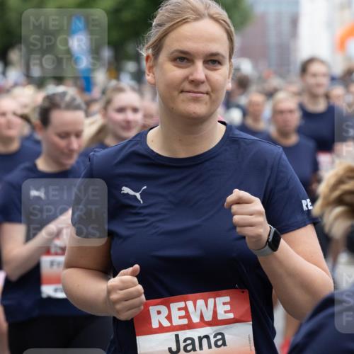 14.06.2026 - REWE Women's Run Michael Strokosch http://msf.ph/oto/9780744 14.06.2026 10:31:11 Laufen  meine-sportfotos.de