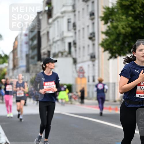 14.06.2026 - REWE Women's Run Dr. Thomas Lammeyer http://msf.ph/oto/9780745 14.06.2026 10:49:29 Laufen 5, 7 meine-sportfotos.de