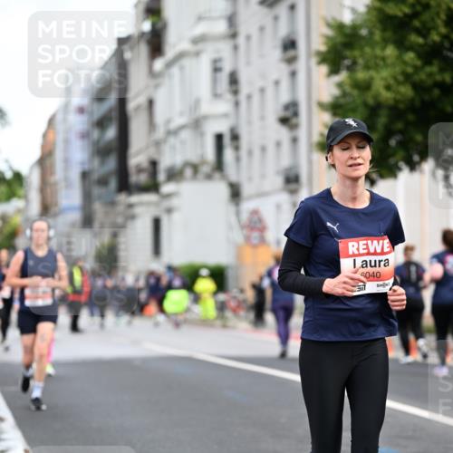 14.06.2026 - REWE Women's Run Dr. Thomas Lammeyer http://msf.ph/oto/9780759 14.06.2026 10:49:30 Laufen 6040 meine-sportfotos.de