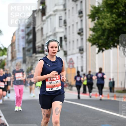 14.06.2026 - REWE Women's Run Dr. Thomas Lammeyer http://msf.ph/oto/9780787 14.06.2026 10:49:33 Laufen 5954, 7 meine-sportfotos.de