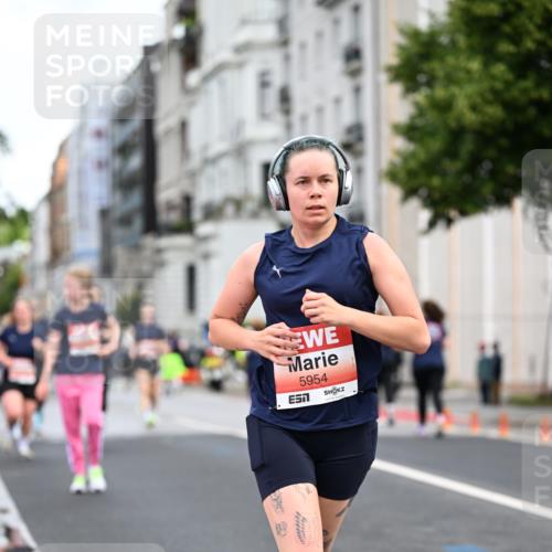 14.06.2026 - REWE Women's Run Dr. Thomas Lammeyer http://msf.ph/oto/9780799 14.06.2026 10:49:33 Laufen 5954 meine-sportfotos.de