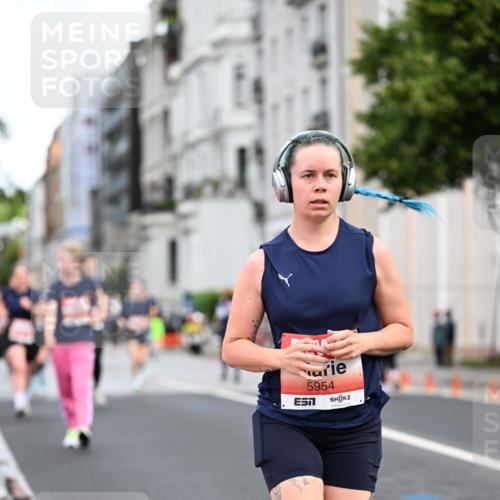 14.06.2026 - REWE Women's Run Dr. Thomas Lammeyer http://msf.ph/oto/9780802 14.06.2026 10:49:33 Laufen 5954 meine-sportfotos.de