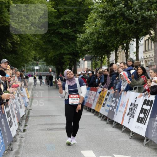 14.06.2026 - REWE Women's Run Michael Strokosch http://msf.ph/oto/9780841 14.06.2026 10:37:42 Laufen 10176 meine-sportfotos.de