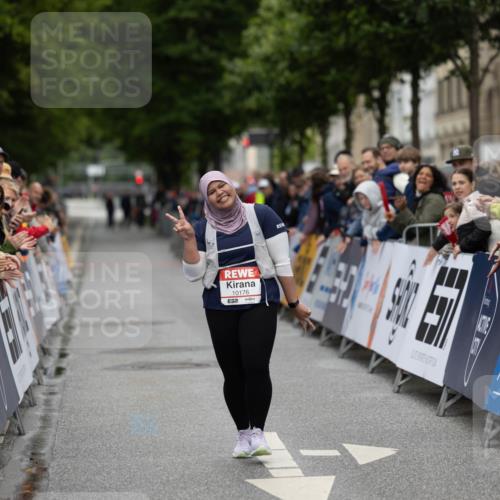 14.06.2026 - REWE Women's Run Michael Strokosch http://msf.ph/oto/9780843 14.06.2026 10:37:44 Laufen 10176, 7 meine-sportfotos.de
