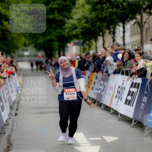 14.06.2026 - REWE Women's Run Michael Strokosch http://msf.ph/oto/9780845 14.06.2026 10:37:44 Laufen 10176, 57 meine-sportfotos.de