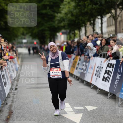 14.06.2026 - REWE Women's Run Michael Strokosch http://msf.ph/oto/9780847 14.06.2026 10:37:45 Laufen 10176, 7 meine-sportfotos.de