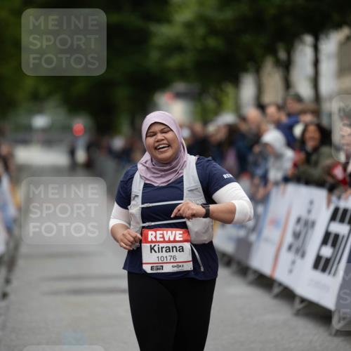 14.06.2026 - REWE Women's Run Michael Strokosch http://msf.ph/oto/9780858 14.06.2026 10:37:47 Laufen 10176 meine-sportfotos.de