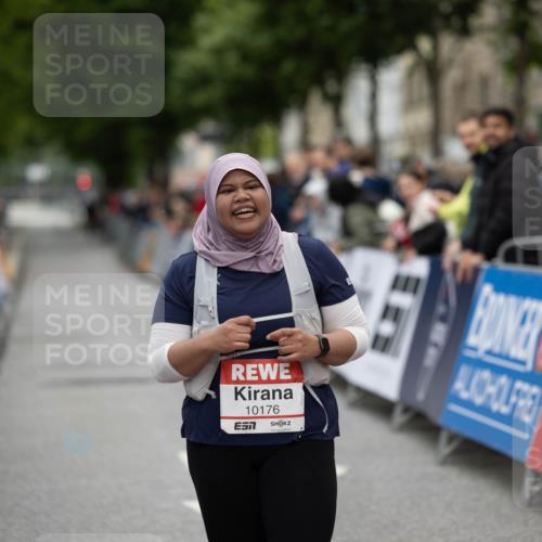 14.06.2026 - REWE Women's Run Michael Strokosch http://msf.ph/oto/9780867 14.06.2026 10:37:48 Laufen 10176 meine-sportfotos.de