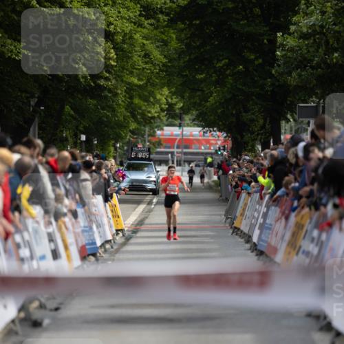 14.06.2026 - REWE Women's Run Michael Strokosch http://msf.ph/oto/9780873 14.06.2026 10:48:38 Laufen 0, 18, 05 meine-sportfotos.de