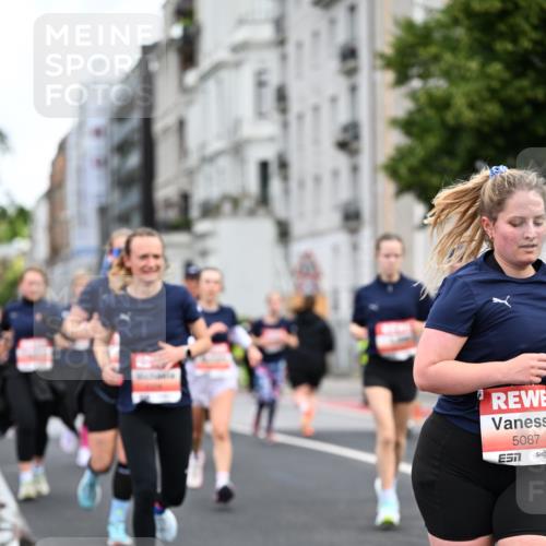 14.06.2026 - REWE Women's Run Dr. Thomas Lammeyer http://msf.ph/oto/9780886 14.06.2026 10:49:39 Laufen 5087, 61 meine-sportfotos.de