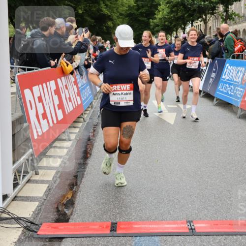 14.06.2026 - REWE Women's Run Strokosch-Dieckow http://msf.ph/oto/9780895 14.06.2026 09:58:44 Ziel 10054, 10056, 10341, 10427, 10659, 10661, 10680, 10811, 10937, 11332, 11411, 11477 meine-sportfotos.de