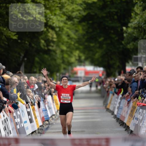 14.06.2026 - REWE Women's Run Michael Strokosch http://msf.ph/oto/9780899 14.06.2026 10:48:44 Laufen 5910 meine-sportfotos.de