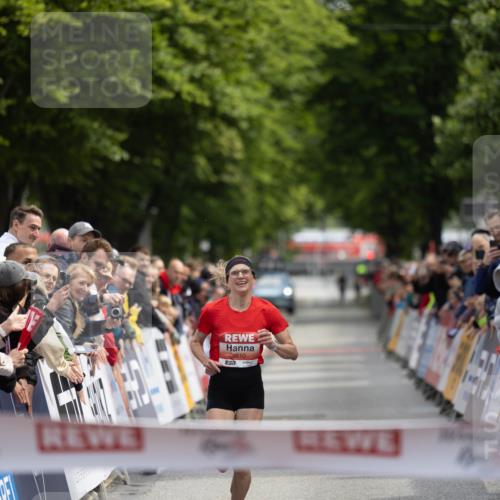 14.06.2026 - REWE Women's Run Michael Strokosch http://msf.ph/oto/9780910 14.06.2026 10:48:45 Laufen 5910, 57 meine-sportfotos.de