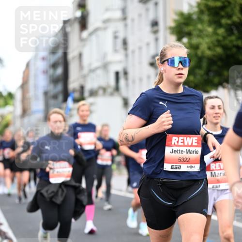 14.06.2026 - REWE Women's Run Dr. Thomas Lammeyer http://msf.ph/oto/9780921 14.06.2026 10:49:41 Laufen 5322, 557 meine-sportfotos.de