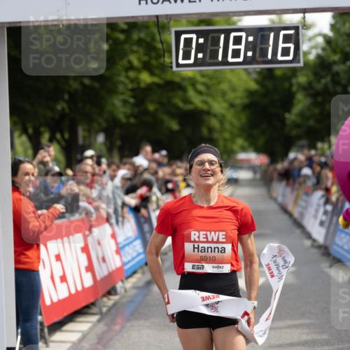 14.06.2026 - REWE Women's Run Michael Strokosch http://msf.ph/oto/9780931 14.06.2026 10:48:48 Laufen 34, 0, 18, 16, 7, 5910 meine-sportfotos.de