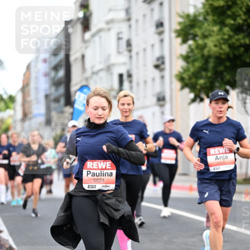 14.06.2026 - REWE Women's Run Dr. Thomas Lammeyer http://msf.ph/oto/9780937 14.06.2026 10:49:42 Laufen 5824, 7, 6030, 57 meine-sportfotos.de