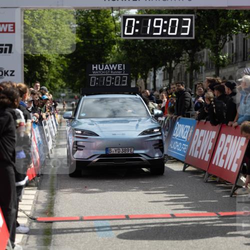 14.06.2026 - REWE Women's Run Michael Strokosch http://msf.ph/oto/9780942 14.06.2026 10:49:35 Laufen 0, 19, 03, 2, 0, 09, 08, 389 meine-sportfotos.de
