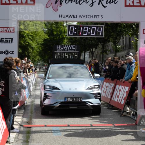 14.06.2026 - REWE Women's Run Michael Strokosch http://msf.ph/oto/9780953 14.06.2026 10:49:37 Laufen 5, 0, 09, 04, 2, 0, 09, 09, 389 meine-sportfotos.de