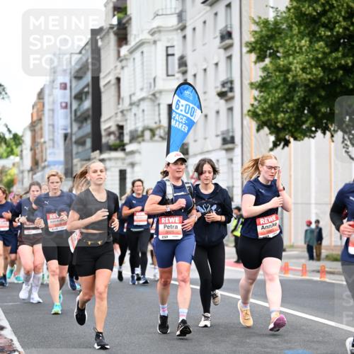14.06.2026 - REWE Women's Run Dr. Thomas Lammeyer http://msf.ph/oto/9780962 14.06.2026 10:49:44 Laufen 6015, 6, 00, 5025, 517, 5883 meine-sportfotos.de