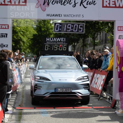 14.06.2026 - REWE Women's Run Michael Strokosch http://msf.ph/oto/9780963 14.06.2026 10:49:38 Laufen 5, 0, 09, 05, 2, 0, 09, 06, 389 meine-sportfotos.de