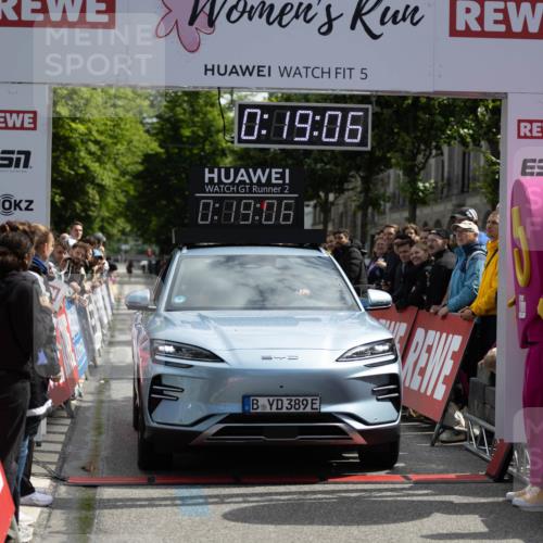 14.06.2026 - REWE Women's Run Michael Strokosch http://msf.ph/oto/9780965 14.06.2026 10:49:38 Laufen 5, 0, 09, 06, 2, 0, 88, 86, 389 meine-sportfotos.de
