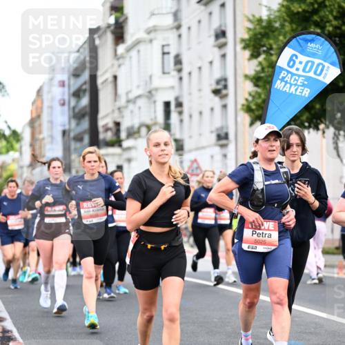 14.06.2026 - REWE Women's Run Dr. Thomas Lammeyer http://msf.ph/oto/9780980 14.06.2026 10:49:45 Laufen 6015, 5025, 7, 6, 00 meine-sportfotos.de