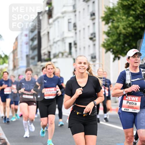 14.06.2026 - REWE Women's Run Dr. Thomas Lammeyer http://msf.ph/oto/9780990 14.06.2026 10:49:45 Laufen 5025, 7 meine-sportfotos.de
