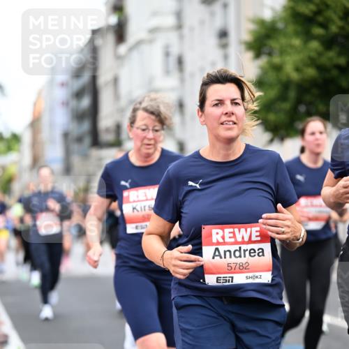 14.06.2026 - REWE Women's Run Dr. Thomas Lammeyer http://msf.ph/oto/9781071 14.06.2026 10:49:51 Laufen 511, 5782 meine-sportfotos.de