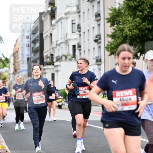 14.06.2026 - REWE Women's Run Dr. Thomas Lammeyer http://msf.ph/oto/9781091 14.06.2026 10:49:52 Laufen 5054, 7, 5055, 7 meine-sportfotos.de