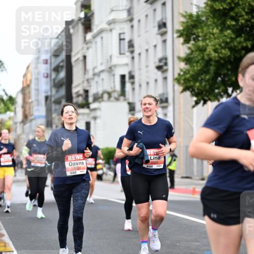 14.06.2026 - REWE Women's Run Dr. Thomas Lammeyer http://msf.ph/oto/9781097 14.06.2026 10:49:52 Laufen 5054, 7, 5055 meine-sportfotos.de