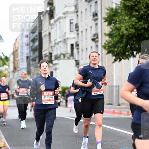 14.06.2026 - REWE Women's Run Dr. Thomas Lammeyer http://msf.ph/oto/9781100 14.06.2026 10:49:52 Laufen 5055, 5054, 7 meine-sportfotos.de