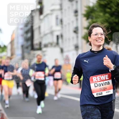 14.06.2026 - REWE Women's Run Dr. Thomas Lammeyer http://msf.ph/oto/9781123 14.06.2026 10:49:54 Laufen 5054 meine-sportfotos.de