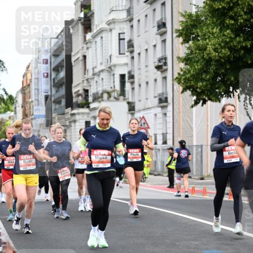 14.06.2026 - REWE Women's Run Dr. Thomas Lammeyer http://msf.ph/oto/9781128 14.06.2026 10:49:54 Laufen 5004 meine-sportfotos.de