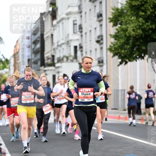 14.06.2026 - REWE Women's Run Dr. Thomas Lammeyer http://msf.ph/oto/9781144 14.06.2026 10:49:55 Laufen 6234, 5532 meine-sportfotos.de